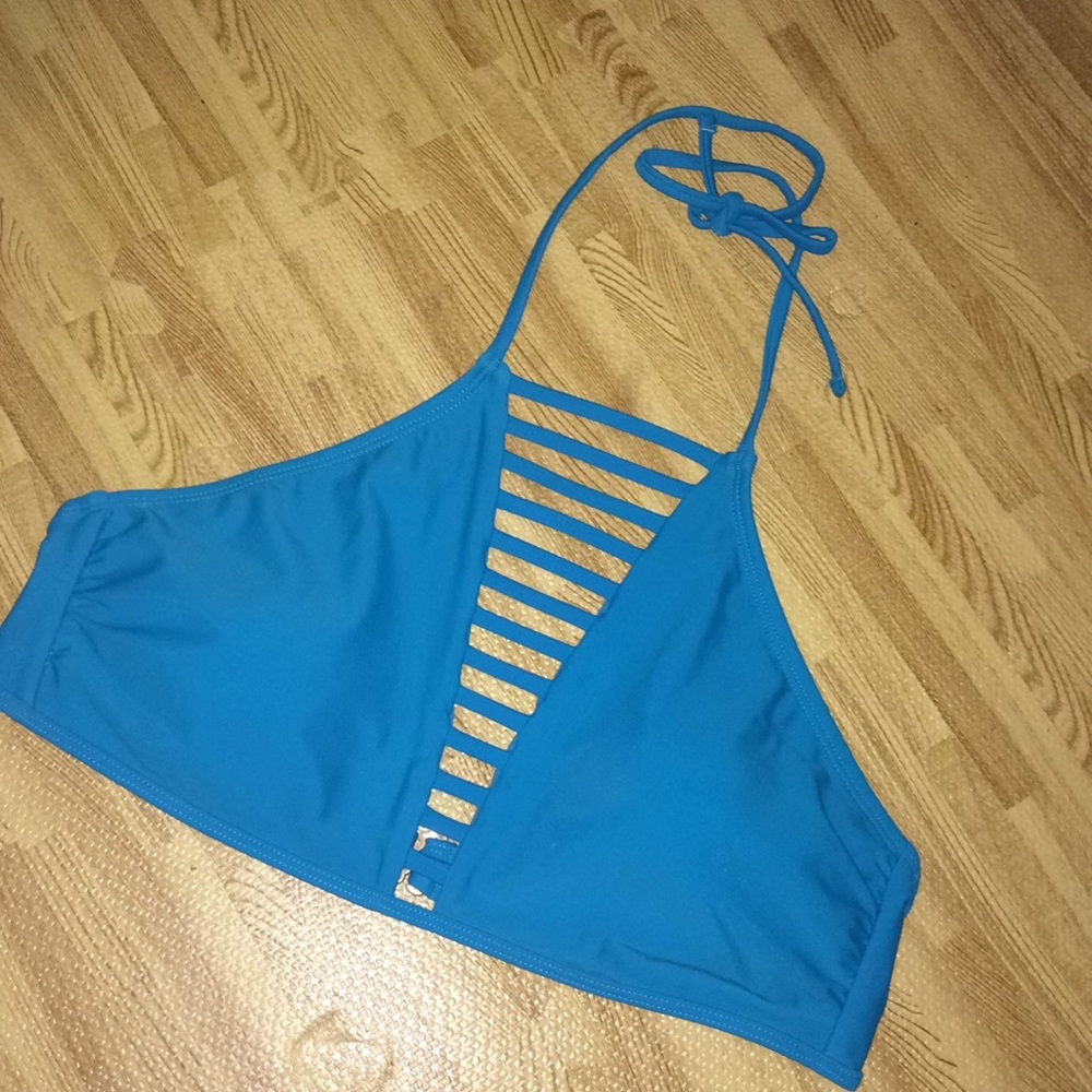 Bikini top